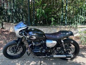KAWASAKI W800 CAFÉ RACER – 15 000 KM – SUPERBE ÉTAT – NOMBREUX ACCESSOIRES
