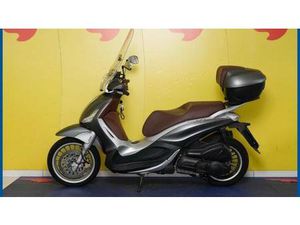 VENDO PIAGGIO BEVERLY 300 I.E. STREET (2020) USATA A COMO (CODICE 9874254) - MOTO.IT