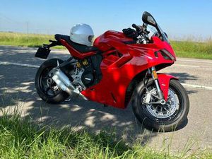 ② DUCATI SUPERSPORT 950 - 2023