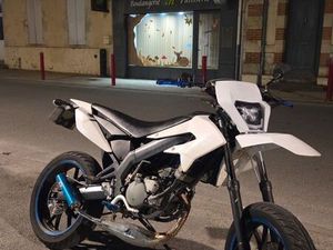 MOTO 50 CC DERBI SENDA