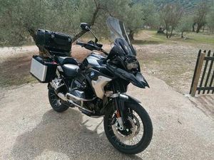 BMW - GS 1250 TRIPLE BLACK