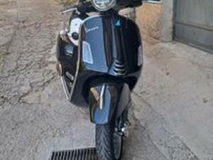 PIAGGIO VESPA 300 GTS - 2025