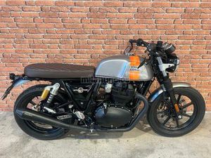 ROYAL ENFIELD - INTERCEPTOR 650