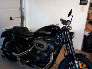 ② MOTOR HARLEY-DAVIDSON ROADSTER XL 1200 CX