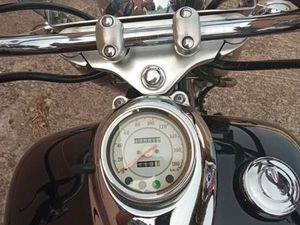 MOTO YAMAHA DRAG STAR