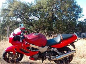 HONDA - VTR 1000 FIRESTORM