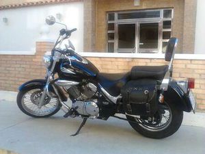 SUZUKI - INTRUDER LC 250