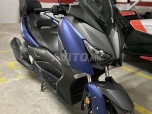YAMAHA XMAX 400