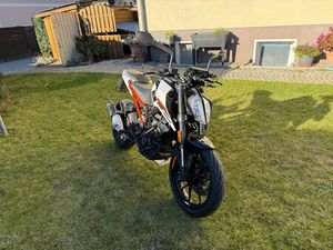 KTM DUKE 125