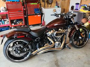 2018 HARLEY BREAKOUT