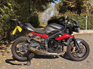 TRIUMPH STREET TRIPLE 675 R GRIGIO