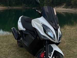 KYMCO XCITING →