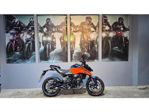 KTM 125 DUKE X-RING EURO 5 124 CC