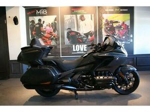 HONDA GL1800 GOLDWING