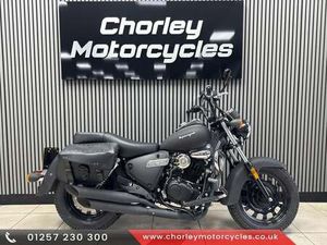 KEEWAY SUPERLITE 125 CC BLACK 11 MILES, BLACK, CUSTOM CRUISER LEARNER
