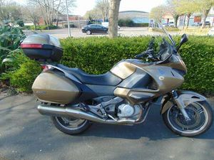 HONDA NT700 VA DEAUVILLE, 2006 MODEL SHAFT DRIVE TOURER WITH PANNIERS AND BOX