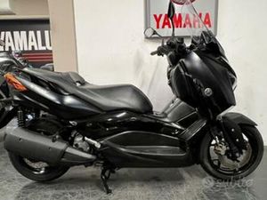 YAMAHA X-MAX 300 IRON MAX