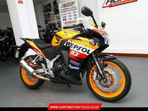 2013, '13 HONDA CBR250R REPSOL. ONLY 6,440 MILES. A2 LEGAL. LOVELY BIKE. £2,495