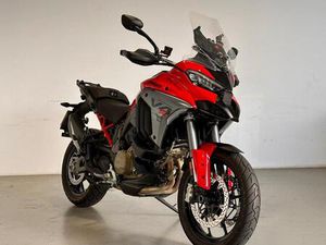 DUCATI MULTISTRADA V4 S TRAVEL & RADAR