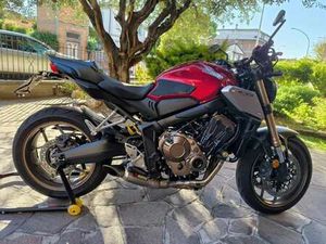HONDA CB 650 R ROSSO