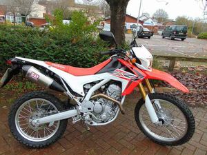 HONDA CRF250L 2016 ONLY 596 DRY MILES LITTLE USED TRAIL OFF/ON ROAD FSH MOT A OK