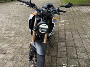 HONDA CB125R
