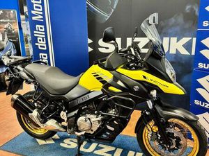 VENDO SUZUKI V-STROM 650XT ABS (2017 - 20) USATA A ABBIATEGRASSO (CODICE 9874206) - MOTO.IT