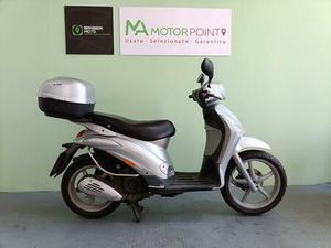 VENDO PIAGGIO LIBERTY 200 4T USATA A PIEVE EMANUELE (CODICE 9873758) - MOTO.IT
