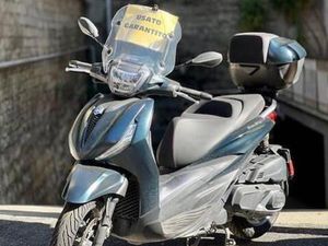 VENDO PIAGGIO BEVERLY 400 ABS-ASR (2021 - 24) USATA A ROMA (CODICE 9874062) - MOTO.IT