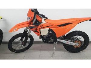 VENDO KTM 250 EXC-F (2025) USATA A ROMA (CODICE 9874076) - MOTO.IT