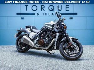 2016 66 YAMAHA V-MAX VMAX 1679 CC MUSCLE - LOW MILES - COLLECTOR BIKE