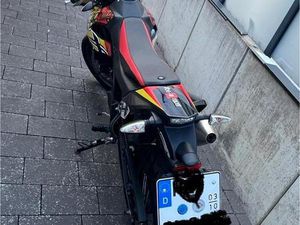 APRILLA SX 125 SUPERMOTO MODELL A MOTORRAD