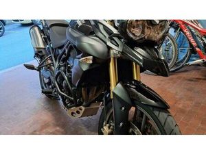 VENDO TRIUMPH TIGER 800 ABS (2010 - 14) USATA A IMPERIA (CODICE 9874064) - MOTO.IT