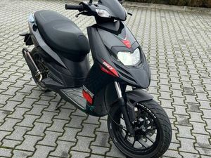 APRILIA SR 50 MOTARD BIALA PODLASKA