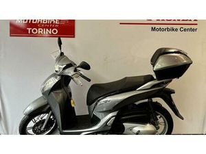 VENDO HONDA SH 300 I ABS (2016 - 20) USATA A SAN GIORGIO CANAVESE (CODICE 9874123) - MOTO.IT