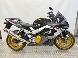 HONDA CBR900RR FIREBLADE 929 CC