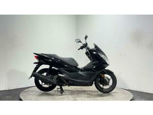 HONDA PCX125 WW 2017 13K 1 OWNER FULL HISTORY 2 KEYS GENUINE SCOOTER 125 CC 125 CC