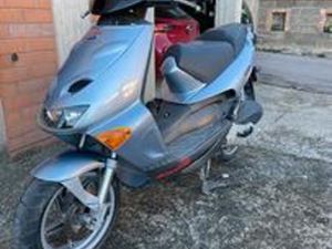 APRILIA SR 125