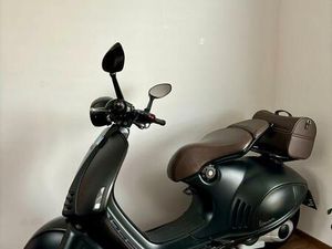 VESPA 946 EMPORIO ARMANI 0020