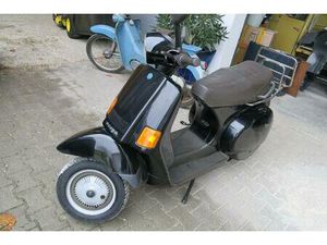 VESPA COSA 200