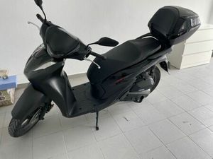 HONDA SH125I SMART TOPBOX PRETA NOVA SÓ FEZ 200KM CHARNECA DE CAPARICA E SOBREDA