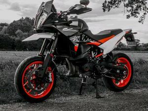 KTM 890 SMT TECH PACK