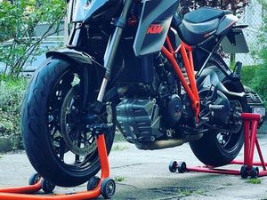 KTM SUPERDUKE 1290 R