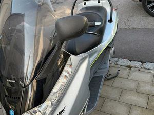 PIAGGIO X8 125