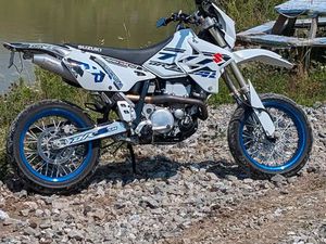 2017 SUZUKI DRZ 400SM