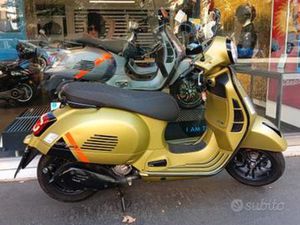 PIAGGIO VESPA 300 GTS HPE SUPER SPORT E5