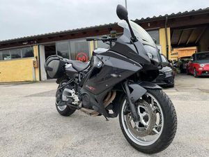 VENDO BMW F 800 GT (2012 - 16) USATA A ROMA (CODICE 9874635) - MOTO.IT
