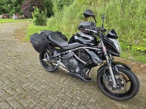 KAWASAKI ER-6N NAKEBIKE KOMPLETT, TIEFER, TÜV NEU, TOP