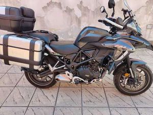 BENELLI TRK 502 NERO