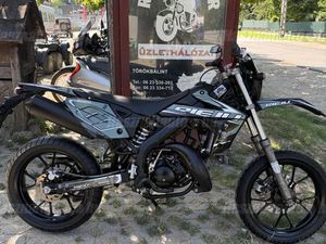 ÚJSZERŰ/VALÓSÉVJ.-T IG.DOK.-KAL/SZSZON VÉGI ÁRON 745E HELYETT 645E FT